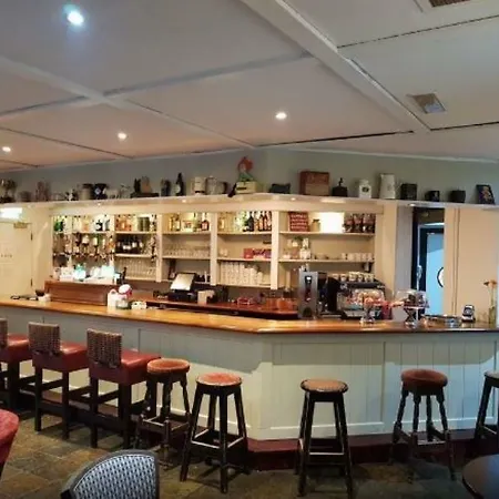 Peacockes فندق 3*