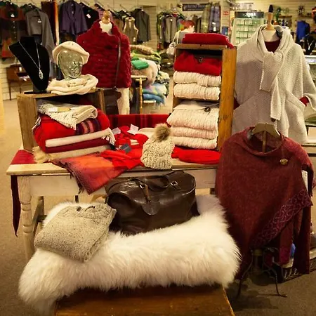 Peacockes ホテル Maam Cross