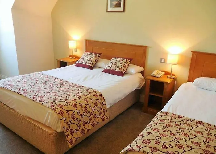 Hotel Peacockes